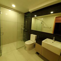 Esparina Residences (D19), Condominium #305111001